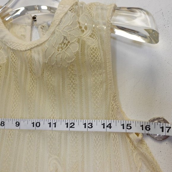 Arizona Jeans Top Womens Small Beige Lace See Through Tank Sleeveless Sheer Boho - Picture 4 of 7